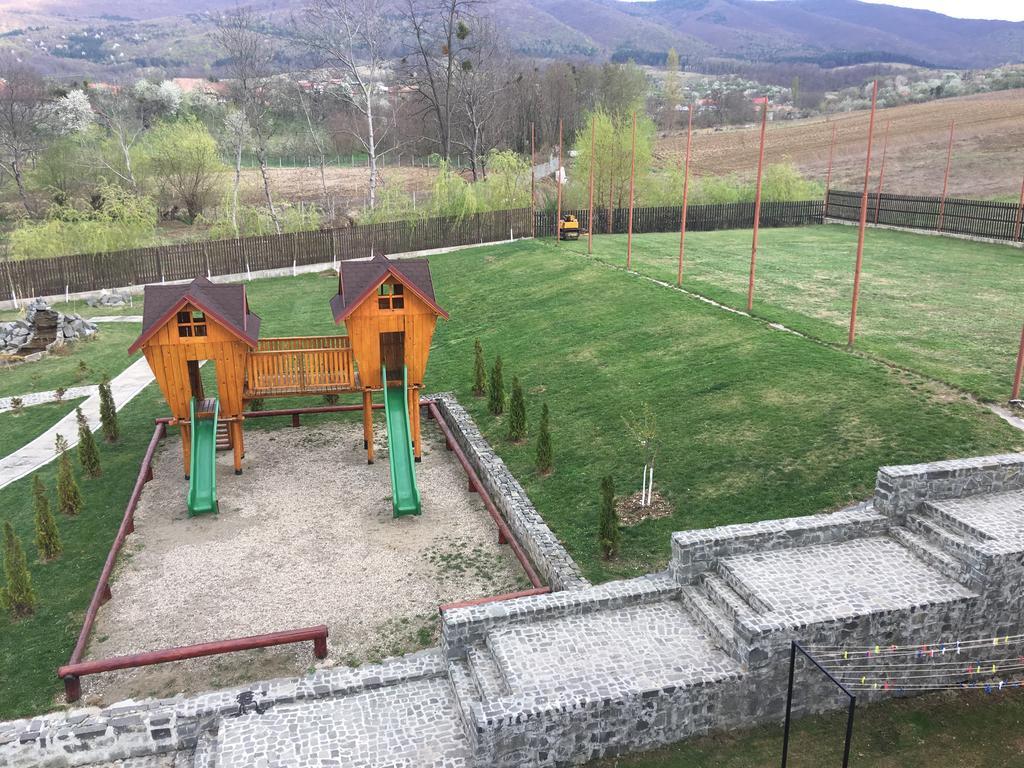 Pensiunea Amurg Mesesenii de Sus Buitenkant foto